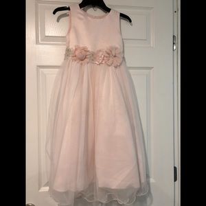 Beautiful Size 6 Dress.